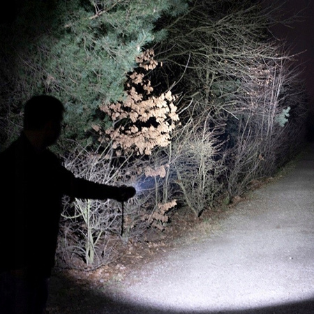 Hliníková LED svítilna Ruční taktická baterie 2xAA 150lm DURACELL