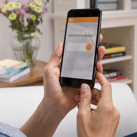 LED žárovka E27 A60 9W 806lm 2700K Teplá bílá LEDVANCE SMART+ ZigBee Dimmable