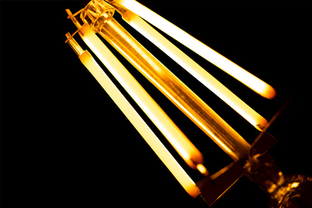 Žárovka Dekorativní Kulka LED E27, G125 7W = 60W 806lm 2000K Teplá bílá 360° Filament Globe Amber LUMILED