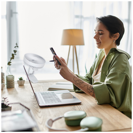 Stolní ventilátor s klipem Přenosný dobíjecí ventilátor s USB-C bílý Viento Windstar Kobi