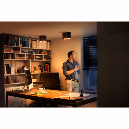 Stropní svítidlo LED Spot Pillar Black 2x4,2W CCT PHILIPS HUE Bluetooth Zigbee + stmívač