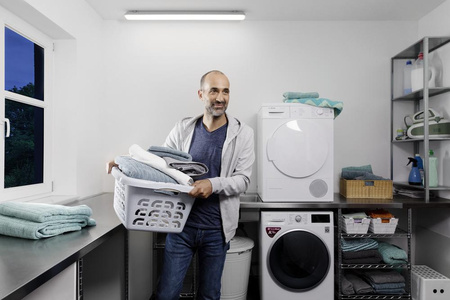 Ledvance Lineární páskové svítidlo 7W 800lm 4000K neutrální bílá Ponorka Ledvance