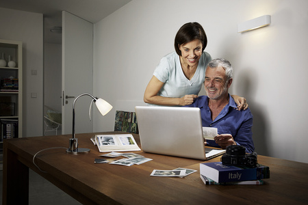 3x Žárovka LED G4 CAPSULE 1.8W = 20W 200lm 2700K 300° 12V OSRAM