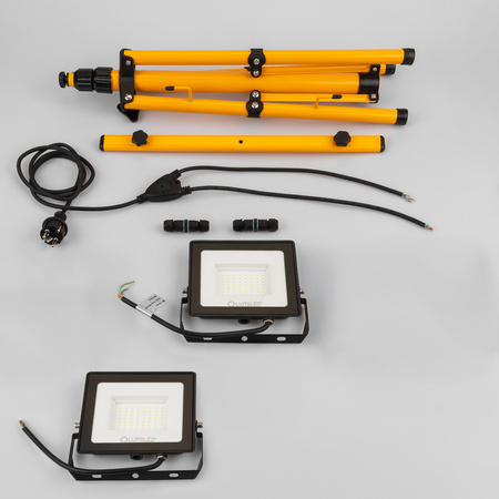 LED reflektor ZUNA2 Halogenová lampa 2x 50W 6500K na stojanu + kabel + hermetický konektor LUMILED