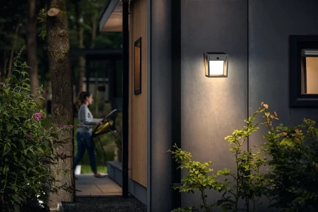 Venkovní solární fasádní nástěnné svítidlo LED 1,5 W 250 lm 3000K IP44 s čidlem pohybu a soumraku Antracit Blaise Ultra Efficient Philips