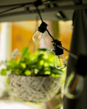 Venkovní zahradní girlanda světelný řetěz 15m 15xE27 + LED žárovky 2W 3000K Lumiled