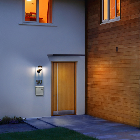 Nástěnné svítidlo venkovní fasádní nástěnné svítidlo se snímačem E27 Endura Classic Tradition UP Sensor LEDVANCE