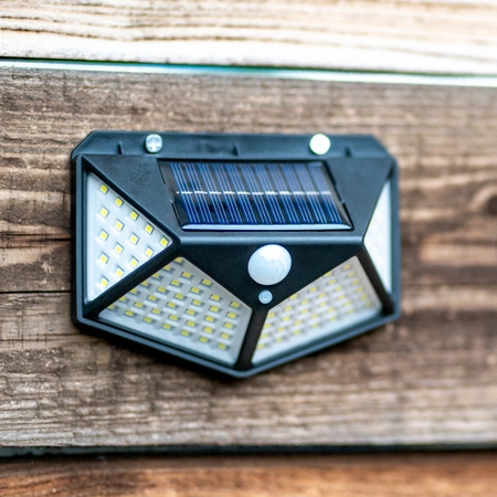 Solární LED Halogenový Reflektor snímač pohybu a soumraku, 6500K IP44VARIS LUMILED