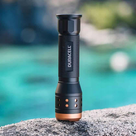 Hliníková LED svítilna ruční výkonná taktická baterie 3xAAA 550lm 3 režimy DURACELL