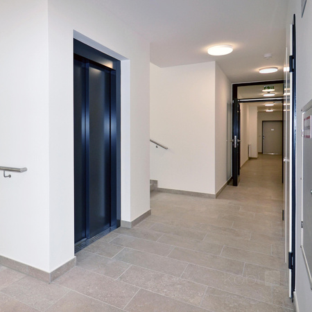 LED stropní svítidlo do koupelny Povrchová montáž 36W 3780lm 4000K 120° s pohybovým a soumrakovým senzorem Bílé IP65 Nairos Kobi