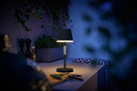GO PORTBALE LED stolní lampa černá EU/UK 6W CCT RGB PHILIPS HUE Bluetooth Zigbee