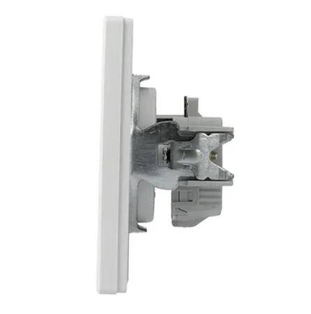 Jednoduchá zásuvka 2P+PE s rámem. Asfora pod omítku IP20