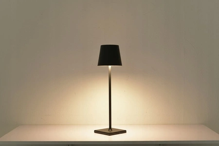 LED stolní lampa 3W 200lm 4000K neutrální bílá dobíjecí školní noční světlo stmívatelná vypínač černá Solio Masterled