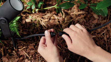 LED Amaranth 20W IP65 CCT RGB PHILIPS HUE Lineární zahradní lampa