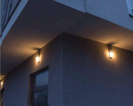 Venkovní zahradní lampa Nástěnná lampa CITY 1836 BL E27 Su-Ma