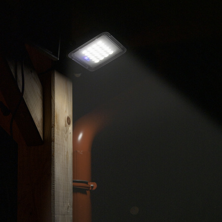 Solární halogenový reflektor LED 100W Zahradní lampa 4000K IP65 PIR senzor pohybu + dálkové ovládání FULGOR LUMILED