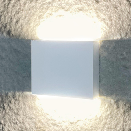 LED zahradní nástěnné svítidlo bílé horní a spodní 6.5W 2x250lm IP44 SQUARE CHICAGO GOLDLUX (Polux)
