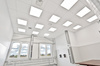 LED panelové kancelářské stropní světlo 33W 3630lm 6500K studené stmívatelné povrchově montované bílé 60x60cm UGR19 kompaktní Ledvance