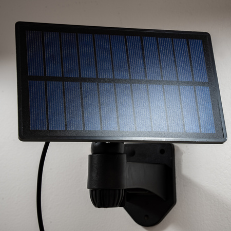 Solární LED venkovní lampa, 4000K IP44 + Dálkový ovladač HELIA LUMILED