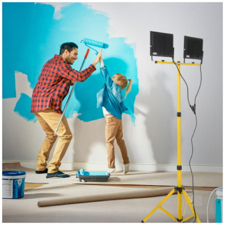 Venkovní LED reflektor Zahrada 200W 17000lm 4000K Neutrální 110° Stmívatelný IP54 IK06 Černá Žlutá Tigra Kobi