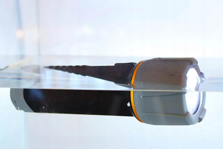 LED ruční svítilna uzavřená baterie 3xAA 200lm 4 režimy DURACELL