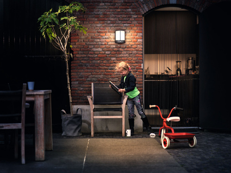 Zahradní lampa LED nástěnná lampa STOCK IR myGarden 6W 2700K IP44 s pohybovým a soumrakovým senzorem antracit PHILIPS