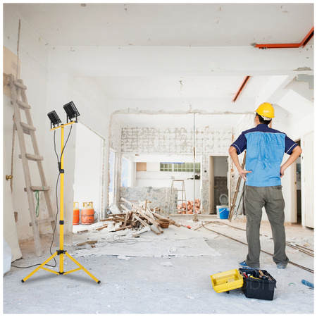 Venkovní LED reflektor Zahrada 100W 8500lm 4000K Neutrální 110° IP54 IK06 Černá Žlutá Tigra Kobi