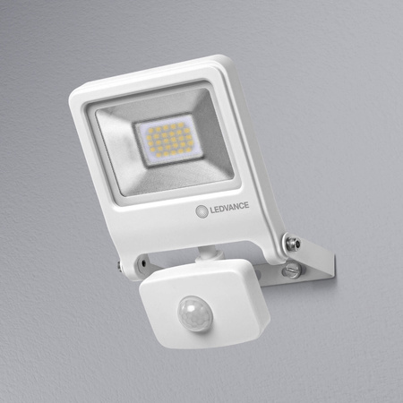 Reflektor LED 20W 1700lm 3000K IP44 White se senzorem pohybu LEDVANCE Floodlight Endura