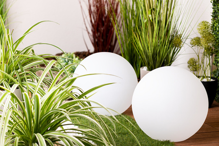 Zahradní koule SOLÁRNÍ LAMPA na zahradu POZEMNÍ LED RGB 30cm + dálkový ovladač