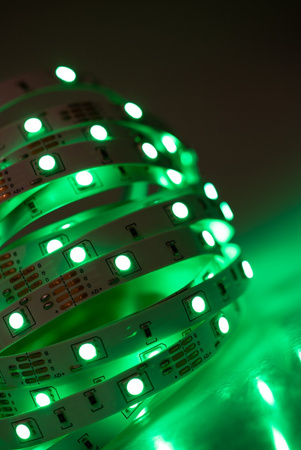 LED pásek 12V, 36W 150LED 5050 RGB 10mm 5m LUMILED