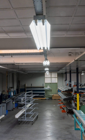 LED zářivka G13 T8 23.4W 3690lm 3000K Teplá bílá 190° 150cm OSRAM SubstiTUBE