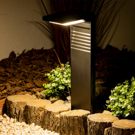 LED solární zahradní lampa poháněná stojanem 57 cm 4000K IP64 se soumrakovým senzorem