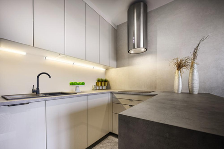 Ledvance Motion Sensor 7,5W 480lm CCT stmívatelné bílé 35cm lineární úhel Ledvance pod skříňkou LED pásek světla