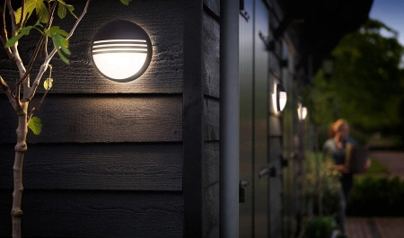 Zahradní lampa LED nástěnná lampa YARROW myGarden 6W 2700K IP44 kulatá černá PHILIPS