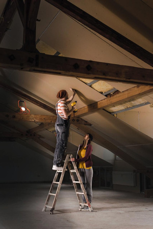 Reflektor LED 20W 1600lm 4000K IP44 PRACOVNÍ SVĚTLO R-STAND USB LEDVANCE