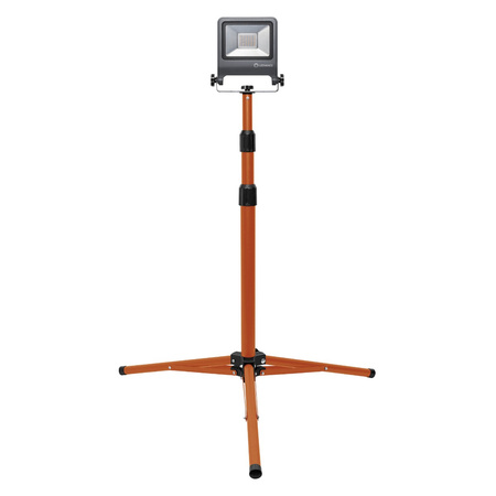 Reflektor LED 1x30W 2700lm 4000K IP65 na stojanu LEDVANCE WORKLIGHT TRIPOD Pracovní přenosný