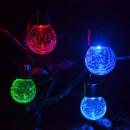 LED solární zahradní lampa. závěsná LED RGB BALL. sklo. černá. efekt prasklého skla