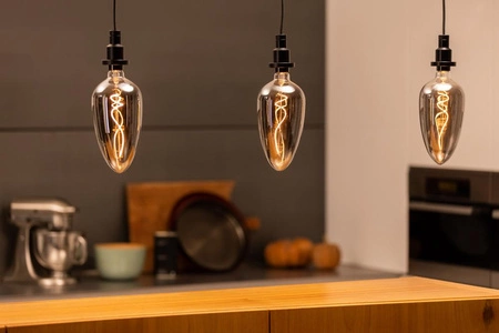 Dekorativní LED žárovka E27 CLA125 4W = 15W 140lm 1800K Teplá bílá 300° vlákno Stmívatelné OSRAM Vintage 1906