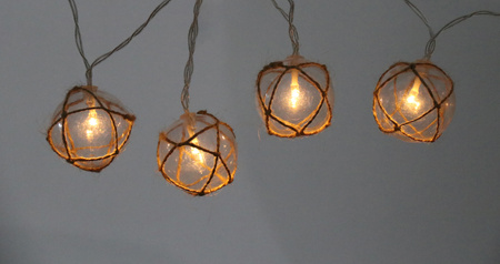 LED zahradní girlanda na baterie 2.1 m. napájená 2xAA bateriemi AHNE GOLDLUX (Polux)