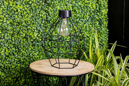 LED solární lampa Venkovní zahradní stojací závěsná lucerna 3000K IP44 25cm soumrakový senzor