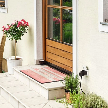 Inteligentní venkovní napájecí zásuvka 230V SMART+ WIFI KOMPAKTNÍ VENKOVNÍ ZÁSTRČKA EU LEDVANCE