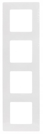 Čtyřnásobný rámeček pro vypínače a zásuvky. bílý LEGRAND NILOE