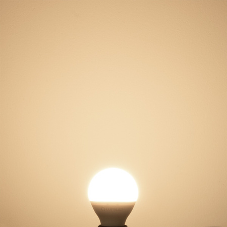 6x Žárovka LED E14, P40 2.5W = 25W 249lm 3000K Teplá bílá 180° LUMILED