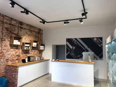 3fázová přípojnice pro povrchovou montáž černá 200cm Global Trac Pro