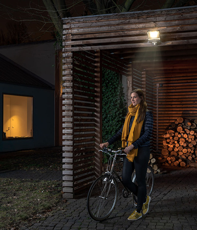 Reflektor LED 20W 1700lm 3000K IP44 šedý s pohybovým senzorem LEDVANCE světlomet Endura