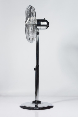 Podlahový ventilátor Stojací ventilátor Cirkulátor vzduchu 50W Chrome