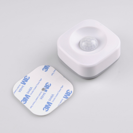 Tuya SMART WIFI GOLDLUX (Polux) PIR bezdrátový pohybový senzor