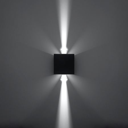 Exteriérové povrchové svítidlo LUCA LED 6W 3000K IP54 Nástěnné svítidlo horní/spodní kostka černá SOLLUX